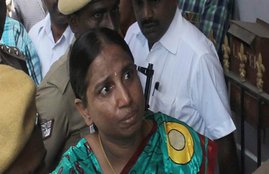 nalini sriharan, priyanka gandhi vadra, rajiv gandhi, rajiv gandhi assassin, nalini sriharan book, Rajiv Murder: Hidden Truths and Priyanka - Nalini Meeting, jansatta, नलिनी श्रीहरन, प्रियंका गांधी