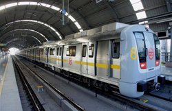 मेट्रो में काम करने का सुनहरा मौका, 745 पदों पर निकली है भर्तियां, ये है आवेदन की प्रक्रिया