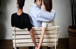 इन 9 तरह की जॉब में लोग देते हैं पार्टनर को सबसे ज्यादा धोखा