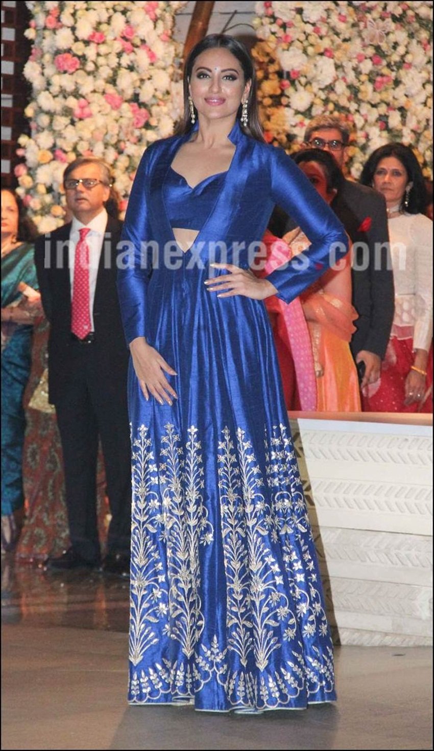 deepika padukone, ranver singh, aishwarya rai, shahrukh khan