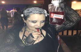 Real-life vampire, Real-life vampire blood, real-life vampire Georgina Condon, real life vampire addicted to drinking own blood