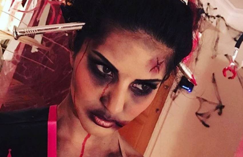 sunny leone, sunny leone zombie, sunny leone zombie look, sunny leone halloween preparation, sunny leone in raees, sunny leone aami khan diwali party, bollywood news, entertainment news