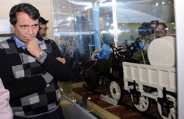 pune, trains, train late, railways, railway station, india news,jansatta, Suresh prabhu, Chhath puja,