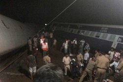 संपादकीय: हादसे की पटरी