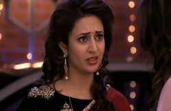 ये है मोहब्बतें 22 नवंबर फुल एपिसोड: आस्ट्रेलिया में रूही ने इशिता को विद्युत के साथ देखा