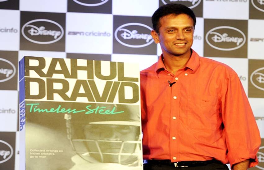 संबित बल द्वारा लिखित अपनी जीवनी 'राहुल द्रविड़:टाइमलेस स्टील' की लॉन्चिंग के दौरान राहुल द्रविड़। यह किताब 2012 में प्रकाशित हुई थी।(File Photo)