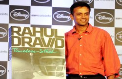 ये 12 बातें साबित करती हैं कि क्रिकेट के मैदान में ही नहीं, असल जिंदगी में भी जेंटलमैन हैं राहुल द्रविड़