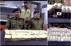 बिहार: जनशताब्दी एक्सप्रेस से बरामद हुए 35 लाख के पुराने नोट, मिली 14 शराब की बोतलें