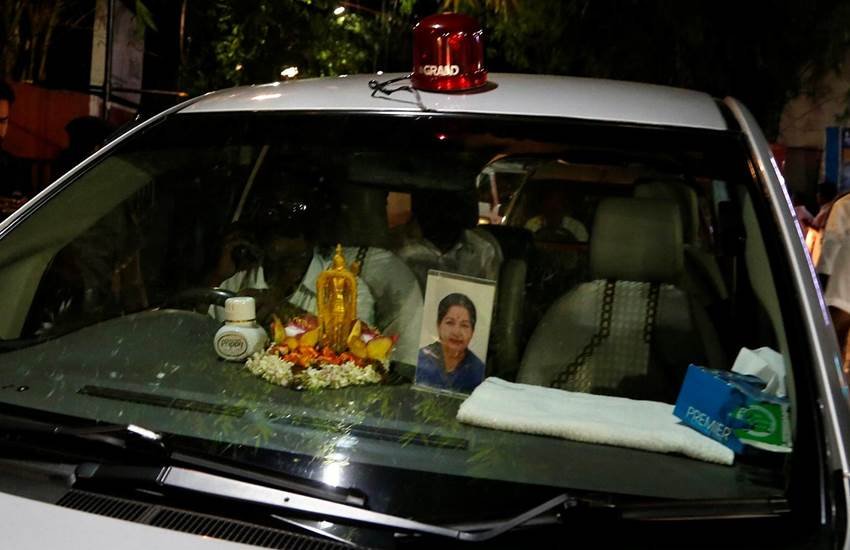 J Jayalalithaa, j jayalalithaa health, j jayalalithaa death, j jayalalithaa latest news, j jayalalithaa and sasikala, Amma, J Jayalalithaa film career, J Jayalalithaa film, J Jayalalithaa song, J Jayalalithaa no more, Tamilnadu