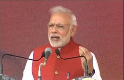 कालेधन ने नोटबंदी की कमर तोड़ दी- Twitter पर ऐसे उड़ रहा नरेंद्र मोदी सरकार का खिल्ली