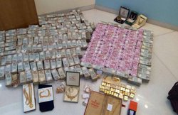 जयपुर में कोऑपरेटिव बैंक से 1.59 करोड़ कैश बरामद, दो किलो सोना व 1.38 करोड़ के 2000 के नए नोट मिले