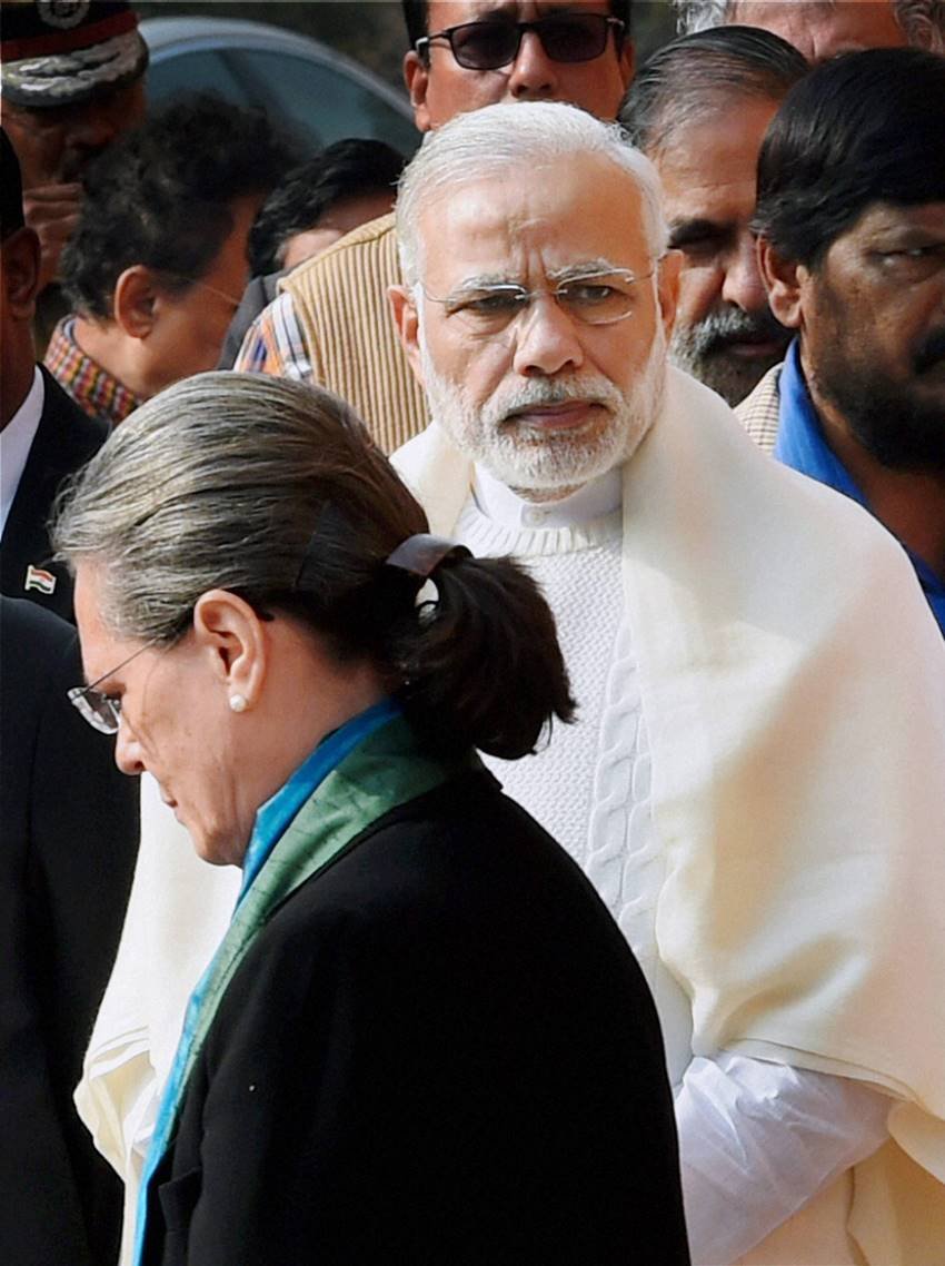 Parliament Attack, Parliament Attack 2001, Narendra Modi, Manmohan Singh, Sonia Singh, Rajnath Singh, LK Advani, Arun Jaitley, Sumitra Mahajan, Hamid Ansari, Loksabha, Rajyasabha, India, Jansatta