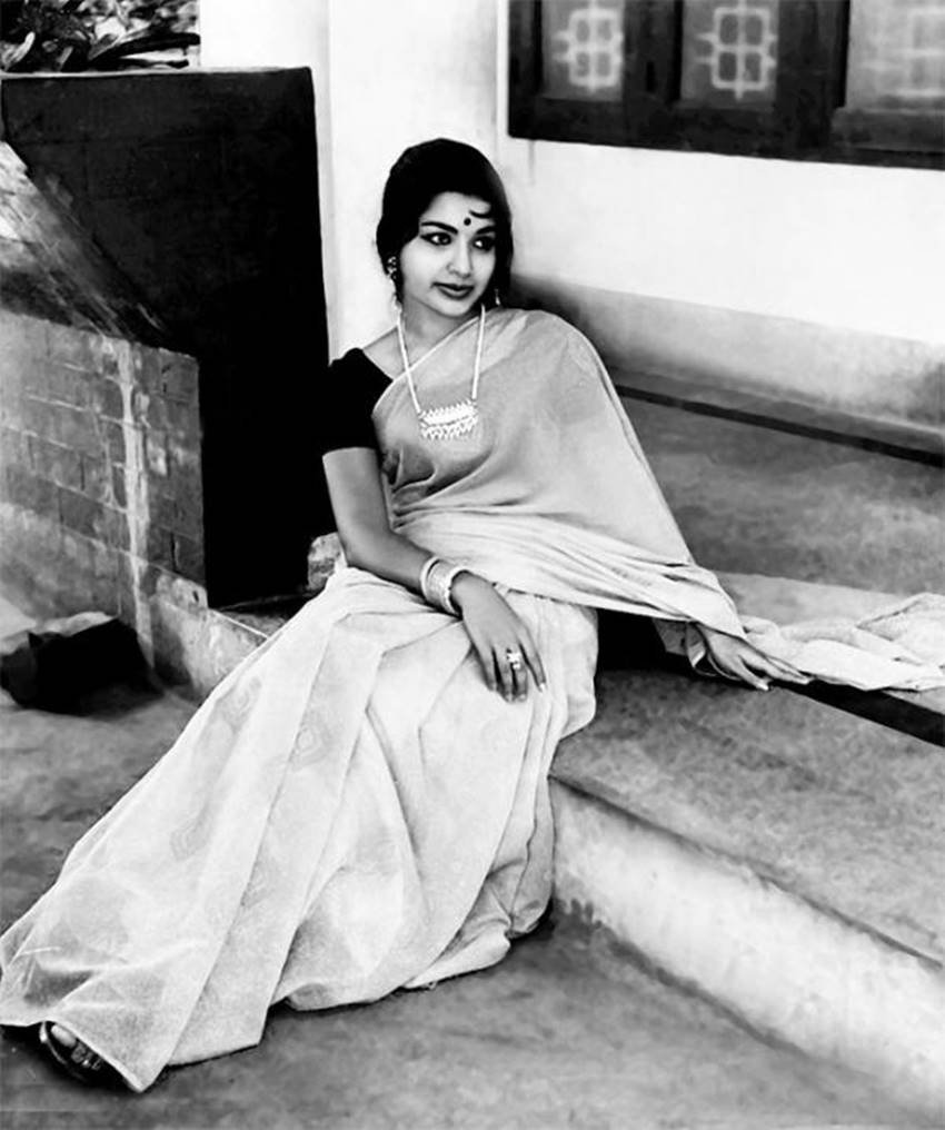 Jayalalithaa, Jayalalithaa Interesting Facts, Jayalalithaa PHotos, Jayalalithaa PIcs, Jayalalithaa HD Photos, Jayalalithaa HQ Photos, Jayalalithaa Unknown FActs, Jayalalithaa Film celebrity, Jayalalithaa death, Jayalalithaa death news, actress Jayalalithaa, J Jayalalithaa, Jayalalithaa dead, Jayalalithaa dies, jayalalithaa health, J Jayalalithaa films, J Jayalalithaa roles, Jayalalithaa news, Jayalalithaa updates, tamil nadu chief minister, k karunanidhi, amma, amma death, AIADMK, AIADMK Jayalalithaa, Jayalalithaa news, entertainment news in hindi, bollywood news in hindi