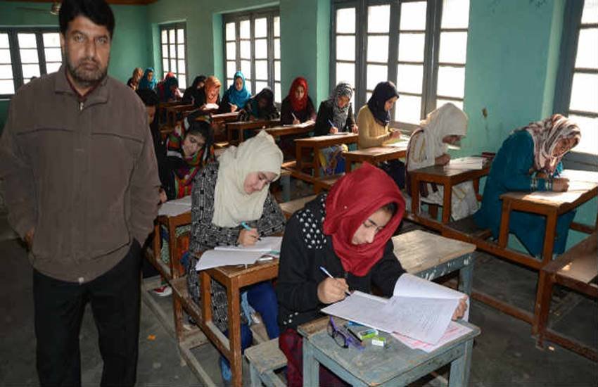 uptet admit card, uptet, uptet admit card 2016, uptet admit card 2016 download, uptet admit card download, uptet 2016, uptet exam admit card, uttar pradesh TET admit card, uttar pradesh tet exam, uptet 2016 admit card, uptet 2016 exam date, uptet latest news, uptet 2016 exam, Uttar Pradesh TET exam, uptet call letter