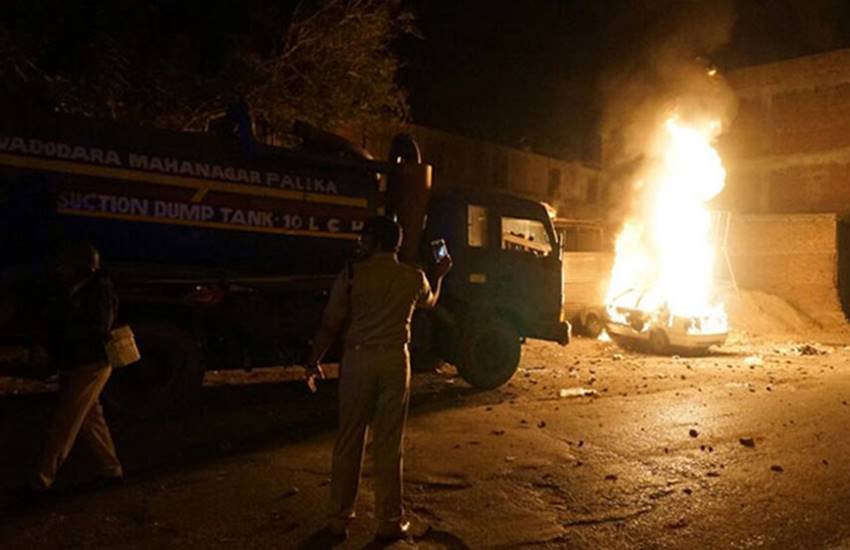 Vadodara, Vadodara clash, Vadodara news, Vadodara communal clash. Vadodara old city, Vadodara city, Vadodara Fatehpura clash, India news