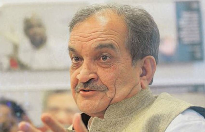 केंद्रीय मंत्री बीरेंदर सिंह। (फाइल फोटो) केंद्रीय मंत्री बीरेंदर सिंह। (फाइल फोटो)