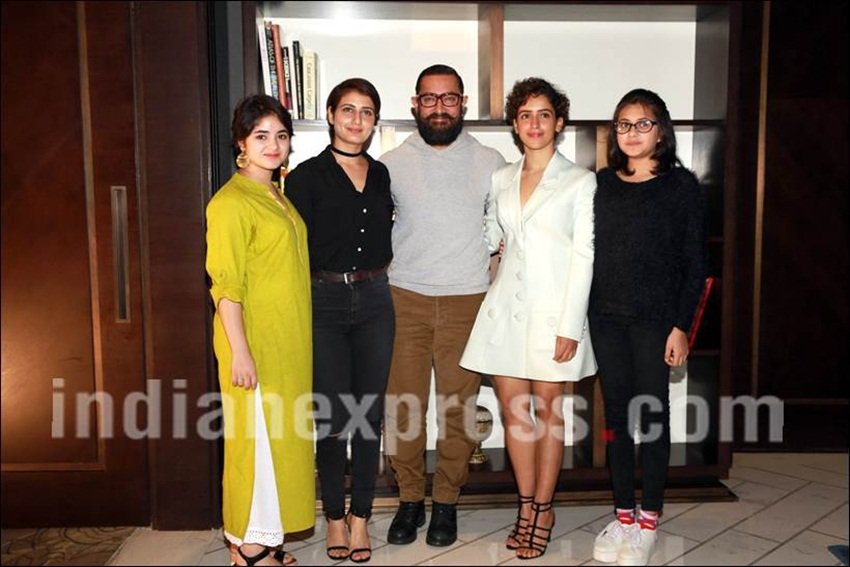 aamir khan, nitin gadkari, dangal