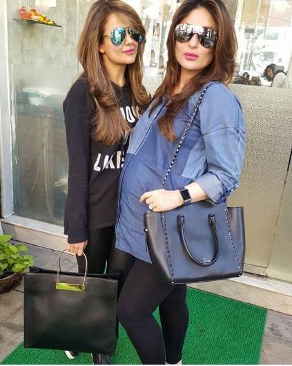 "kareena kapoor khan, kareena kapoor khan recent pic, kareena kapoor, kareena kapoor christmas, kareena kapoor christmas celebration, saif ali khan, kareena kapoor pre-christmas celebration pics, kareena kapoor baby bump, kareena, kareena malaika, entertainment news