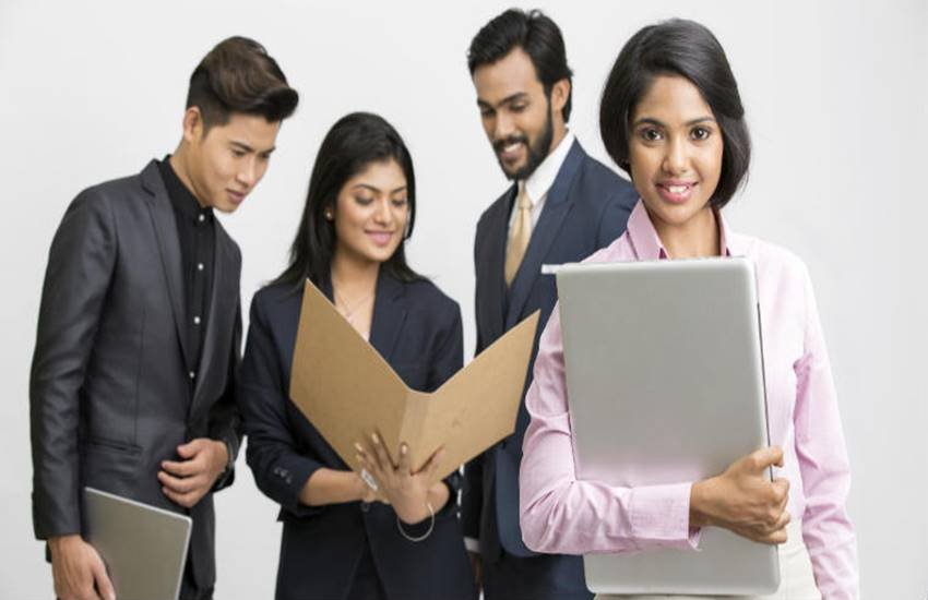 graduation, after graduation courses, graduation courses, courses for future, career tips, education after graduation, jobs after graduation,