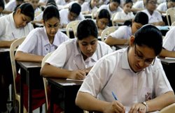 सीबीएसई का बड़ा फैसला, अगले सेशन से दसवीं के स्टूडेंट्स के लिए जरूरी होगें बोर्ड एग्जाम