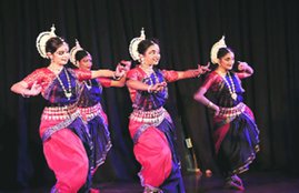 India International Center, Odisha, Classical dance, performances, Art, jansatta, shashiprabha tiwari