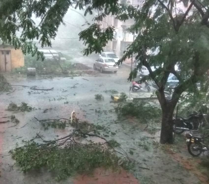 cyclone, cyclone vardah, cyclone vardah chennai, cyclone vardah chennai live, cyclone vardah live, cyclone vardah updates, cylcone vardah helpline, cyclone helpline numbers, cyclone vardah weather, weather updates cyclone, tamil nadu cyclone, chennai cyclone, andhra pradesh cyclone, south india cyclone, vardah live updates, vardah cyclone india, vardah expected time, cyclone expected time, chennai cyclone, chennai weather live, chennai weather, india news