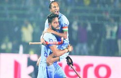 भारतीय जूनियर हॉकी टीम के सात खिलाडि़यों के पिता हैं ड्राइवर, टॉप स्‍कोरर हरमनप्रीत ने ट्रेक्‍टर के गियर बदलते-बदलते बनाए डोले