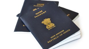 भारतीय पासपोर्ट (तस्वीर का इस्तेमाल प्रतीक के तौर पर किया गया है)