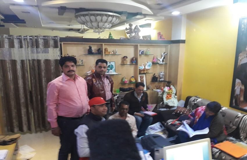 Madhya Pradesh, Indore Development Authority, Clerk, Lokayukta Police, property, Madhya Pradesh, Indore Development Authority, Clerk, Lokayukta Police, property,