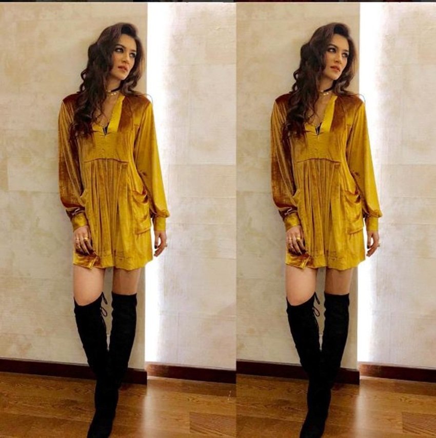 kriti sanon, varun dhawan, ayushman khurana, shahrukh khan