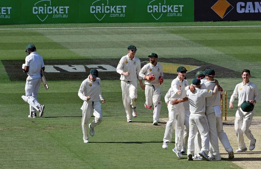 pakistan cricket team, australia, australia vs pakistan, pakistan vs australia, melbourne test, aus vs pak boxing test, mitchell starc, steven smith, nathan lyon, pakistan australia melbourne test, cricket news