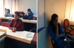 पाकिस्तान में स्टूडेंट ने गाना गाकर टीचर से कहा- “आज पढ़ाने की जिद न करो”, वीडियो वायरल