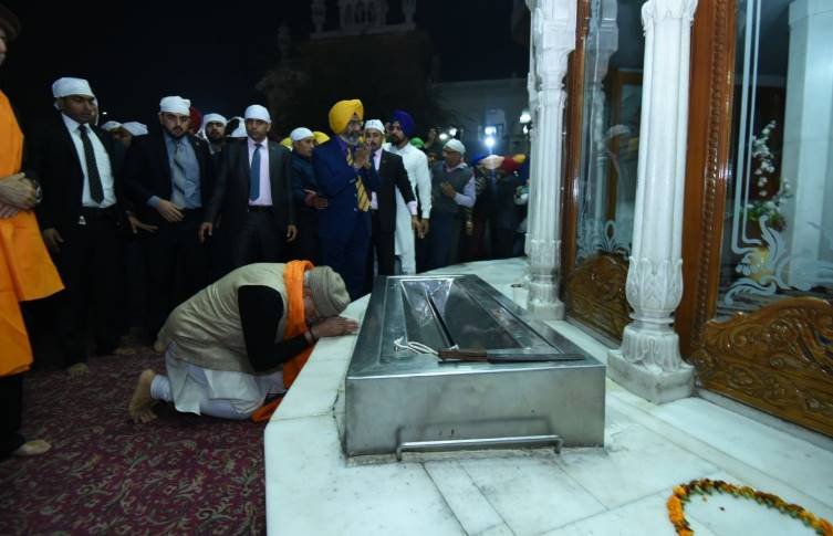 Narendra Modi, Ashraf Ghani, Heart of Asia, Afghanistan, Pakistan, India