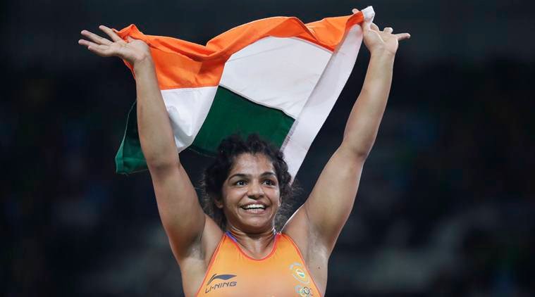 साक्षी मलिक ओलंपिक पदक जीतने वाली भारत की चौथी महिला खिलाड़ी बनीं। उन्होंने रियो ओलंपिक में भारत का पदकों का इंतजार खत्म करते हुए 58 किग्रा वर्ग में रेपेचेज के कांस्य पदक के मुकाबले में किर्गिस्तान की ऐसुलू ताइनीबेकोवा को 8-5 से हराकर कांस्य पदक दिलाया। बीजिंग में सुशील कुमार ने भारत के लिए कांस्य पदक जीता था। सुशील ने इसके बाद लंदन 2012 में अपने कांसे के तमगे को रजत पदक में बदला जबकि योगेश्वर दत्त भी कांस्य पदक हासिल करने में सफल रहे थे। महिला कुश्ती में हालांकि यह भारत का पहला पदक है। (Aug. 17, 2016. (AP Photo/Markus Schreiber)