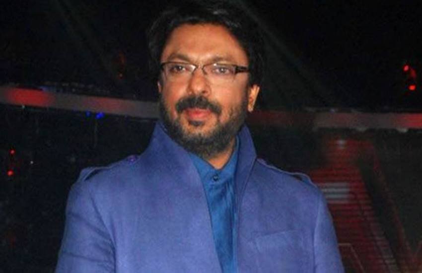 Sanjay Leela Bhansali, Epic Movie, Padmavati, Release, Postponed, Deepika Padukone, Sahahid Kapoor, Ranveer Singh, Bollywood news in Hindi, Entertainment News in HIndi Sanjay Leela Bhansali, Epic Movie, Padmavati, Release, Postponed, Deepika Padukone, Sahahid Kapoor, Ranveer Singh, Bollywood news in Hindi, Entertainment News in HIndi
