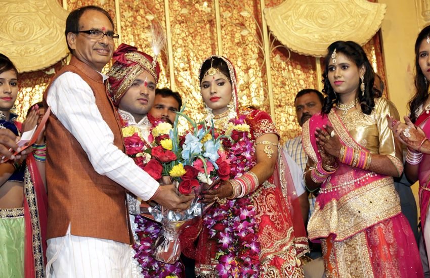 Madhya Pradesh, Chief Minister, Shivraj Chauhan, Late Ramashankar Yadav, Marriage, appointment letter, Jail Break, Bhopal Jail, Sonia, Sunil, Madhya Pradesh, Chief Minister, Shivraj Chauhan, Late Ramashankar Yadav, Marriage, appointment letter, Jail Break, Bhopal Jail, Sonia, Sunil,