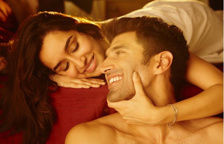 Okay Jaanu, First Day Box Office Collection, Aaditya Roy Kapoor, Shraddha Kapoor, Aashiqui 2, Bollywood news in hindi, Entertainment news in hindi