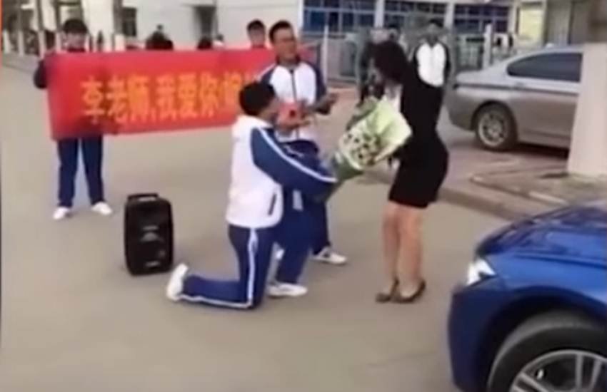 Love, Education, Marriage, Secondary school, student propose teacher, marriage proposal, marriage, viral video, trending video, viral, trending, video