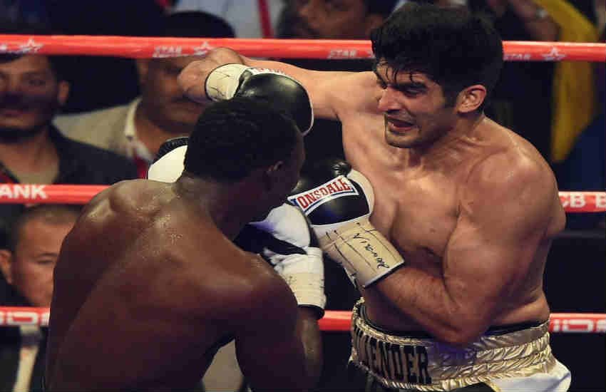 vijender singh news, vijender singh latest news, vijender singh hindi news, vijender singh vs francis cheka, vijender singh vs francis cheka news
