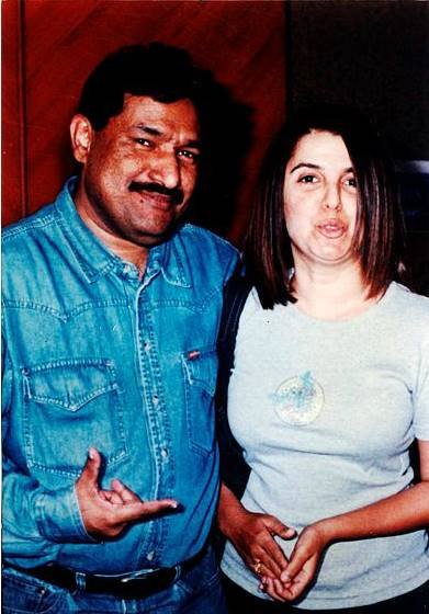 फराह खान अपना बर्थडे फरहान अख्तर के साथ शेयर करती हैं।