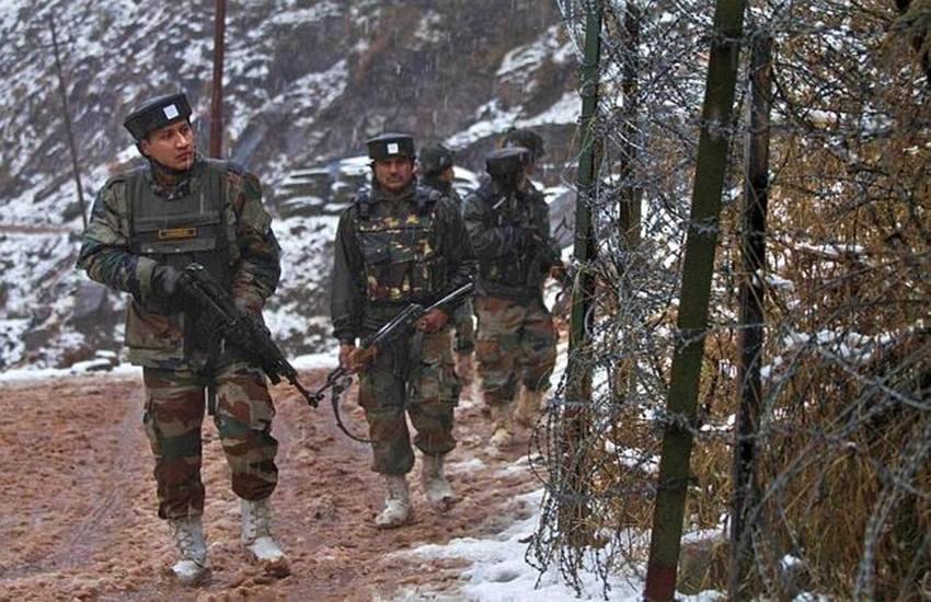 भारत अपना 68 वां गणतंत्रता दिवस मना रहा है इस दौरान अलग तरह की झांकियां देखने को मिली। सेना ने राजपथ पर शक्ति प्रदर्शन भी किया। (Photo Source: ANI)