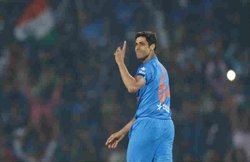 आशीष नेहरा को मिला तीन मैचों में मौका, उन्मुक्त दिल्ली की विजय हजारे टीम से बाहर