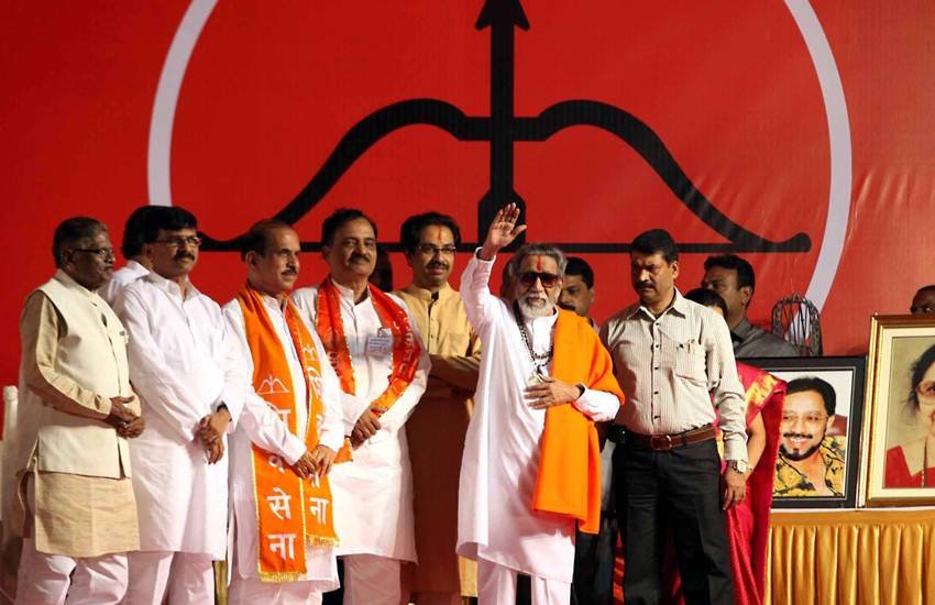 बाल ठाकरे साल 2011 की दशहरा रैली के दौरान।