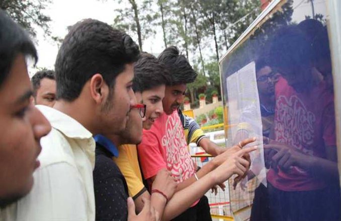CBSE की 10वीं और 12वीं बोर्ड परीक्षाओं की तारीखों का ऐलान, 9 मार्च से शुरू होंगी परीक्षाएं