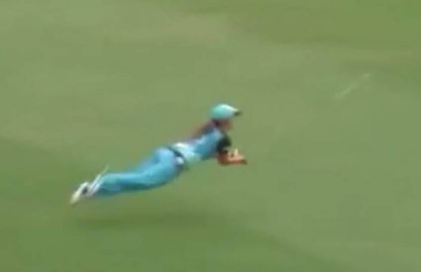 Haidee Birkett, Women Big Bash League, Catch, Screamer, Sydney Thunders vs Brisbane Hits, Jonty Rhodes, Tremendous Fielding By Haidee Birkett, Best Catches in WBBL, Cricket News, Sports News