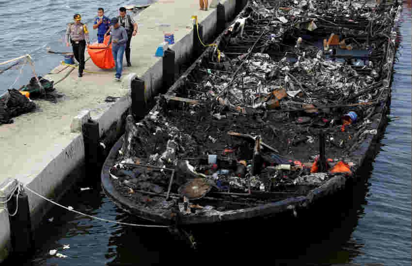 Indonesia Boat Fire, Indonesia ferry Fire, Boat Fire Indonesia, Boat Fire in Indonesia, Indonesia News, Indonesia latest news