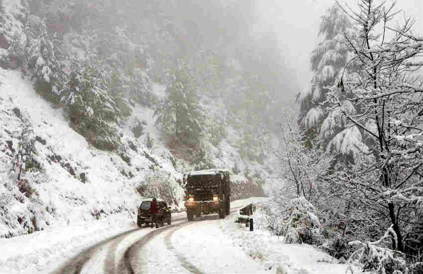 kashmir Snowfall, kashmir weather news, kashmir Latest news, kashmir news, Srinagar jammu Highway