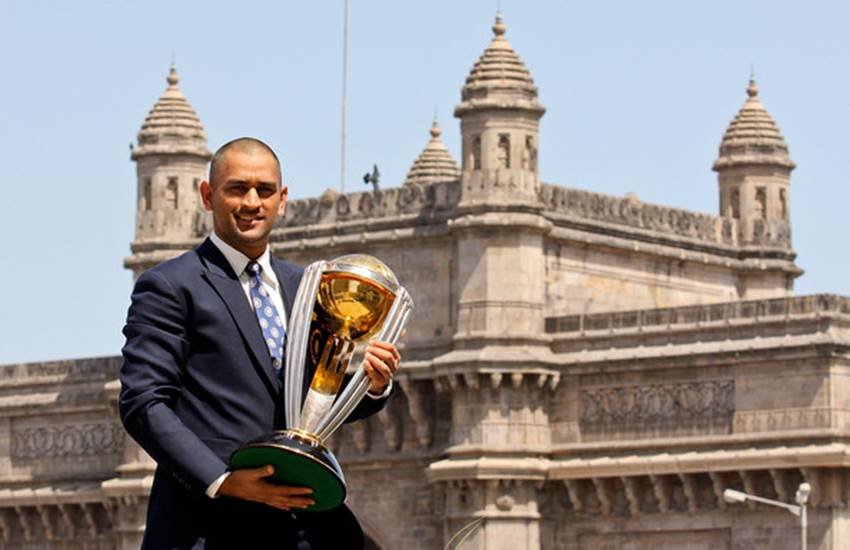 Mahendra Singh Dhoni, Indian Captain Mahendra Singh Dhoni, Mahendra Singh Dhoni as Indian Captain, 2007 T20 World Cup win, 2011 World Cup Win, ICC Champions Trophy Win, India Become No. one Test Team under Dhoni Captaincy, Mahi, MS Dhoni, Mahendra Singh Dhoni Skip Captaincy, Mahendra Singh Dhoni Step Down as Indian Captain