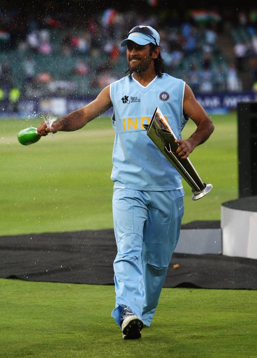 Mahendra Singh Dhoni, Indian Captain Mahendra Singh Dhoni, Mahendra Singh Dhoni as Indian Captain, 2007 T20 World Cup win, 2011 World Cup Win, ICC Champions Trophy Win, India Become No. one Test Team under Dhoni Captaincy, Mahi, MS Dhoni, Mahendra Singh Dhoni Skip Captaincy, Mahendra Singh Dhoni Step Down as Indian Captain