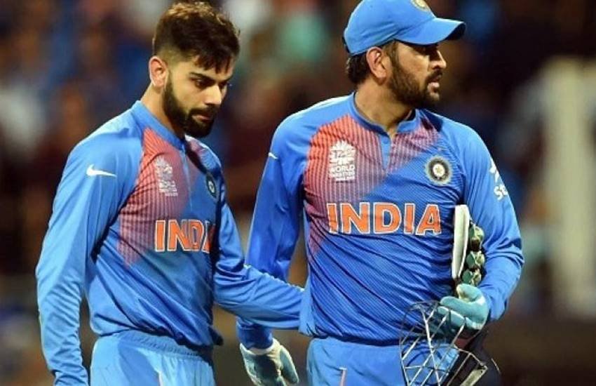 MS Dhoni, India vs England 2nd T20 Match, Former Captain MS Dhoni, MS Dhoni Halt the Match, Field Umpire Shamshuddin, Nagpur T20 MAtch, Cricket News, Sports NEws